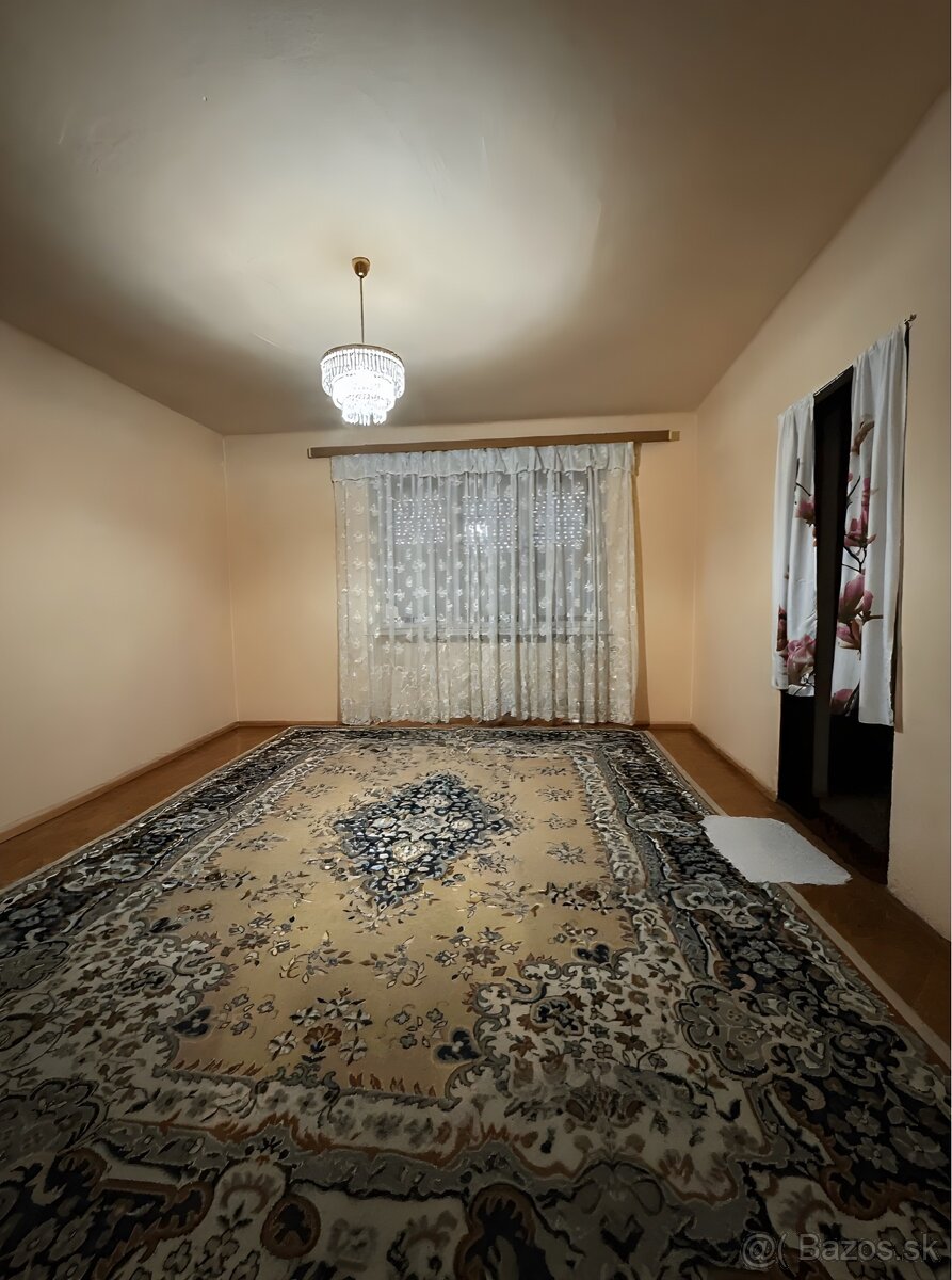🏡 Priestranný rodinný dom