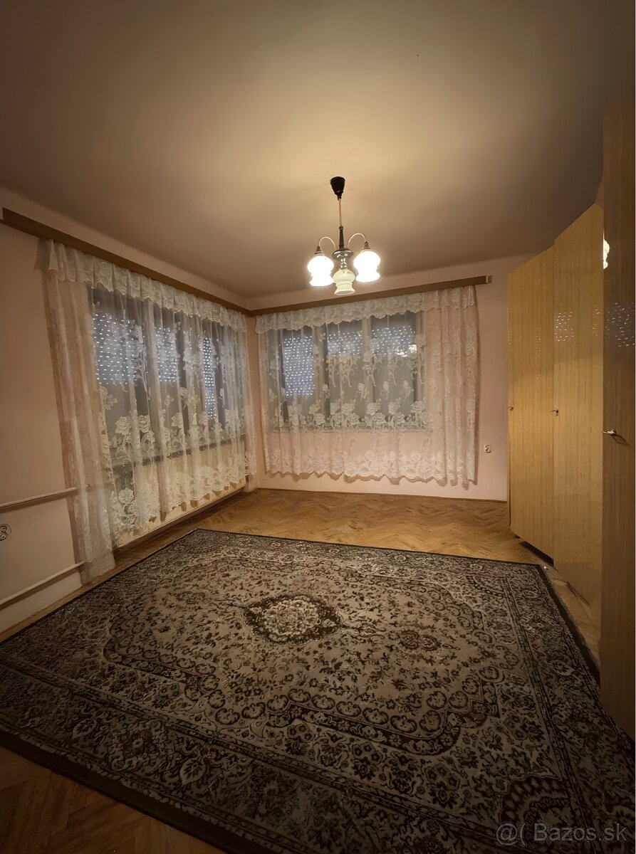 🏡 Priestranný rodinný dom