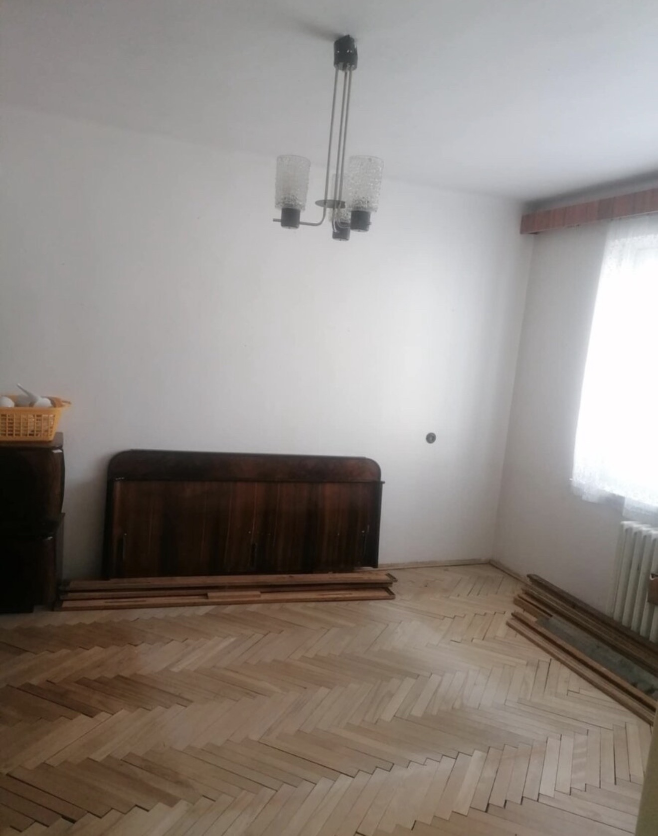 Priestranný 2-izbový byt 60 m² v centre mesta